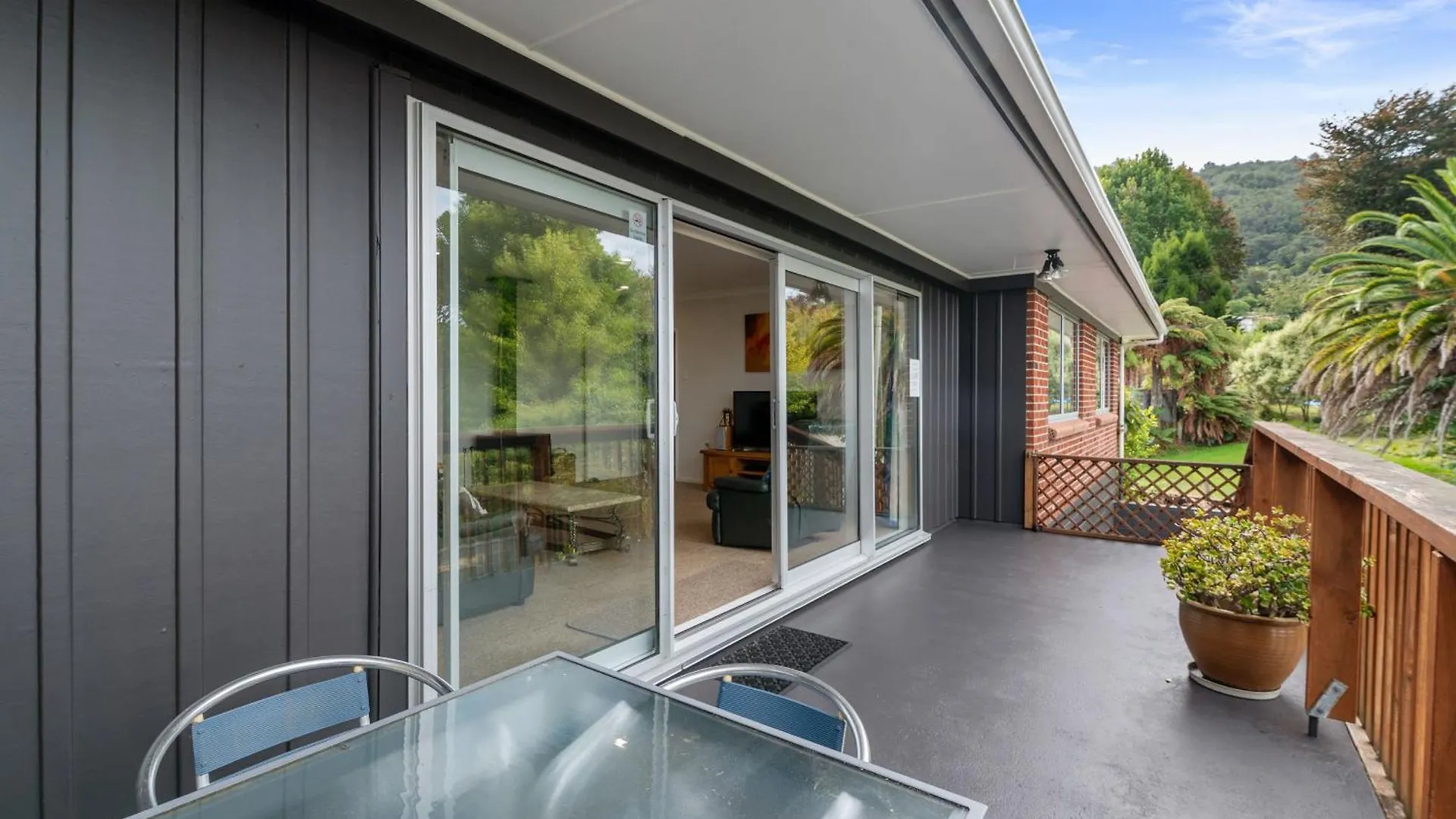 Skyline Staycation - Rotorua Holiday Home